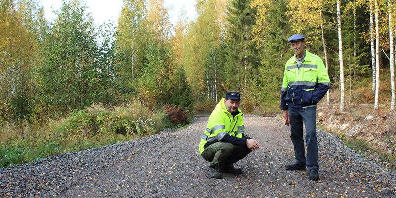 Tieisännöinti sujuvoittaa yksityistien hoitoa - Metsään-lehti